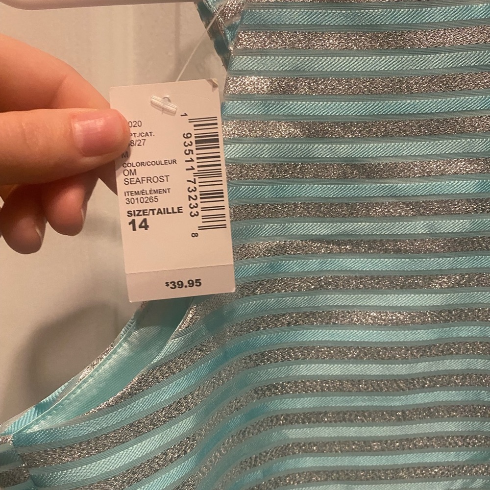 Size 14 children’s place dress